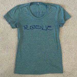 Rogue Fitness Skull Tee - Women’s Large